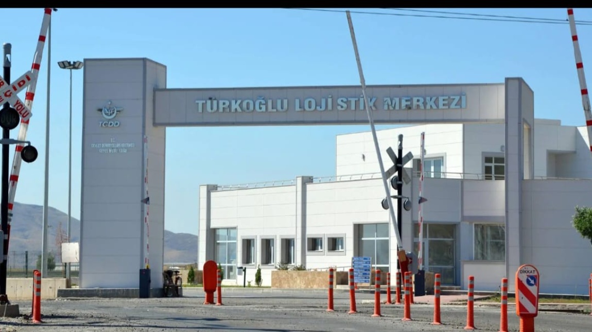 Türkoğlu Lojistik Konteyner Kent Ortaokulu Açıldı